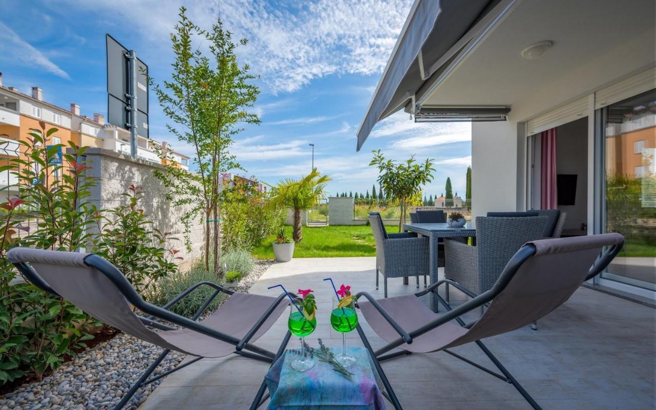 Sofia House With Apartment Umag Exterior photo
